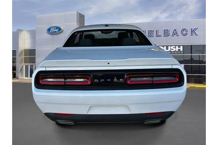 $20393 : Dodge Challenger 2019 SXT 2d image 4