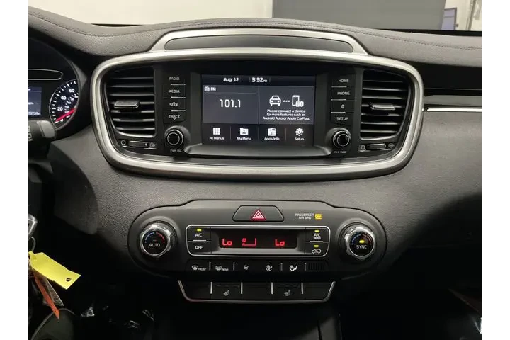 $8860 : Pre-Owned 2019 Sorento S image 8