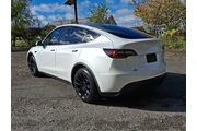 $24319 : Tesla Model Y 2021 AWD Long thumbnail