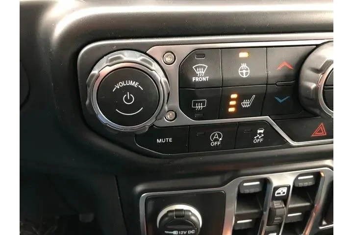 $30000 : Jeep Wrangler Unlimited 2021 image 9