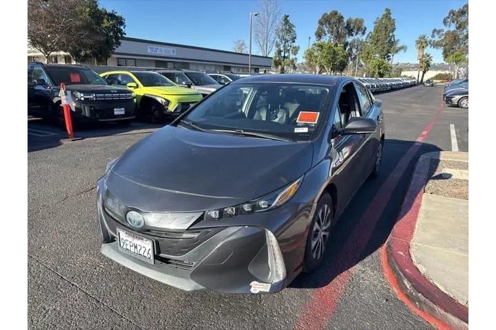 $20499 : Toyota Prius Prime 2020 XLE image 1
