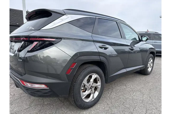 $24121 : Hyundai TUCSON 2023 AWD SEL image 7