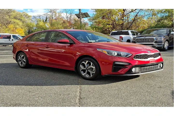$13994 : Kia Forte 2019 LXS 4dr Sedan image 7