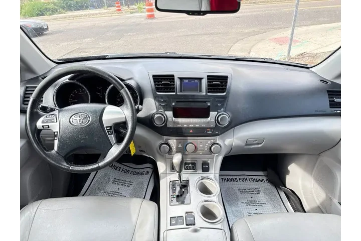 $11495 : 2012 Highlander SE V6 image 6