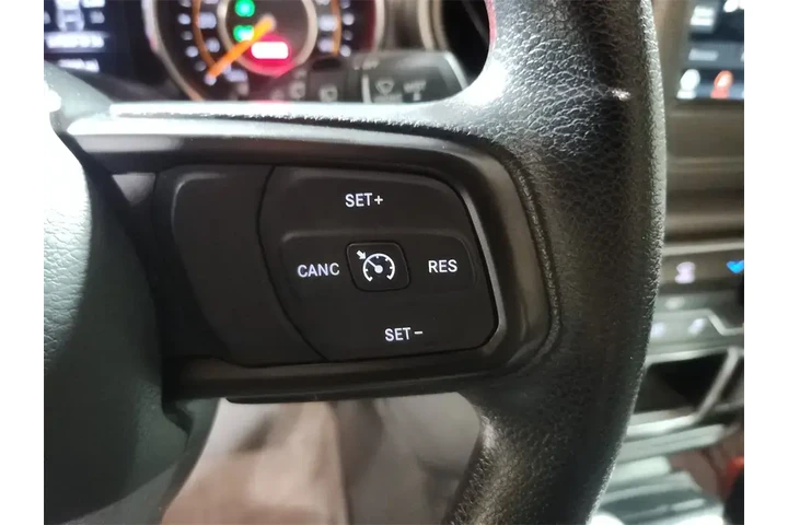 $34000 : Jeep Wrangler 2023 4x4 Sport image 7