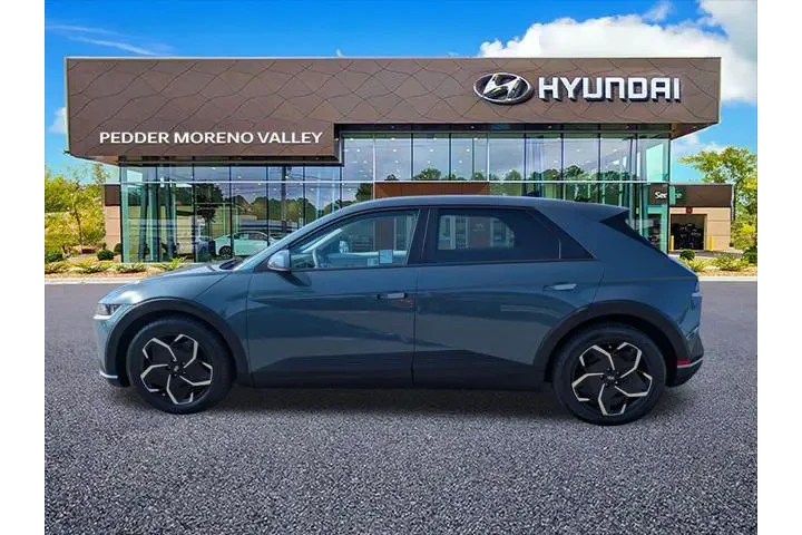$23573 : Hyundai IONIQ 5 2024 SE 4dr image 6