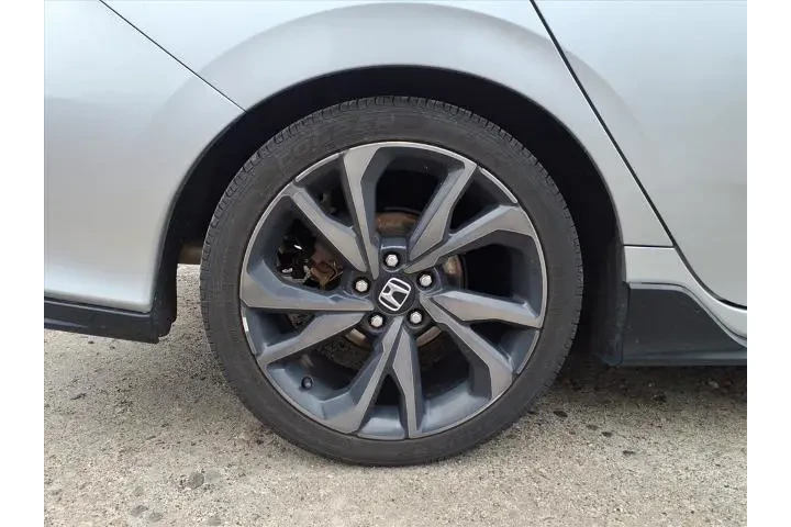 $13300 : Honda Civic 2018 Sport 4dr H image 7