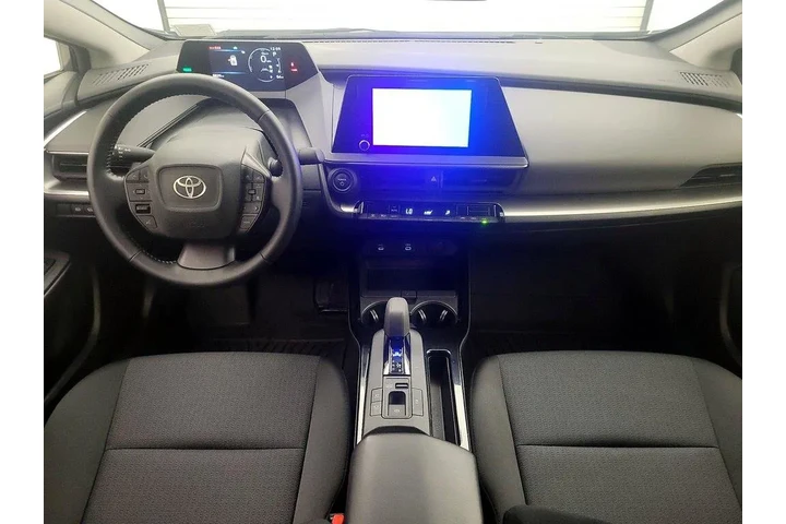 $29998 : Toyota Prius 2024 LE 4dr Hat image 9