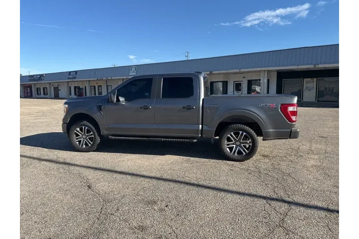$23491 : Ford F-150 2021 4x4 Lariat 4 image 10