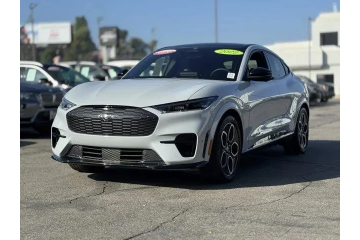 $30995 : Ford Mustang Mach-E 2022 AWD image 6