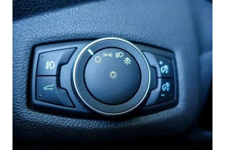 $8298 : Ford Escape 2019 SE 4dr SUV image 5