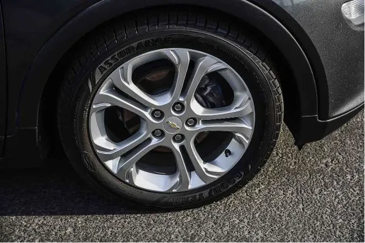 $12995 : Chevrolet Bolt EV 2018 LT 4d image 9