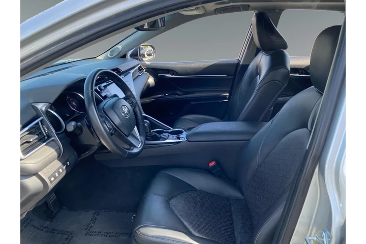 $28217 : Toyota Camry 2018 XSE V6 4dr image 9