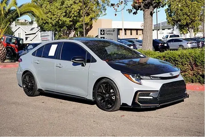 $18850 : Toyota Corolla 2022 XSE 4dr image 6