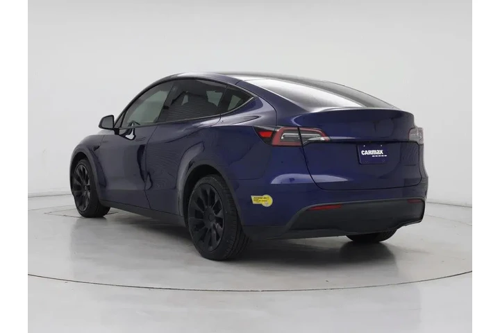 $29998 : Tesla Model Y 2022 AWD Long image 2