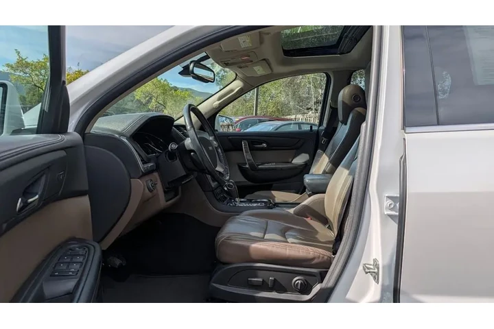 $15990 : 2017 Acadia Limited image 7