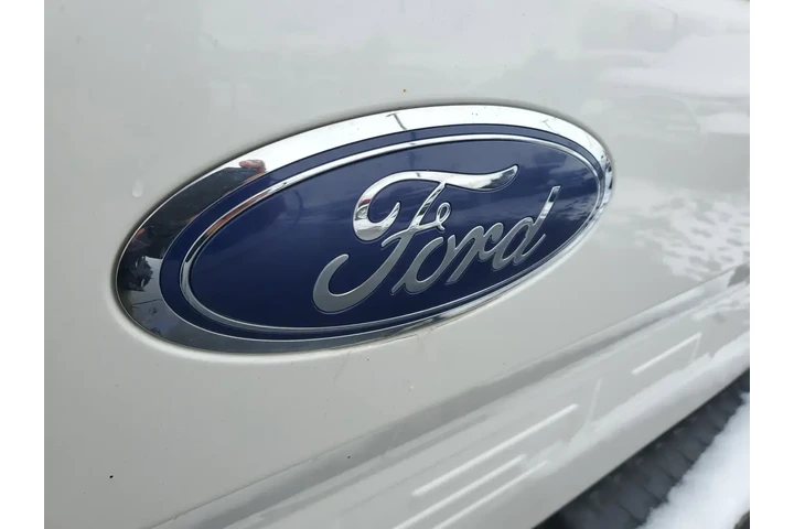 $22163 : Ford F-150 2018 4x4 Lariat 4 image 7