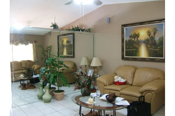 $1095 : 15399 SW 69th Ln, Miami, FL 33 image 5