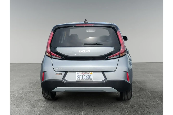 $19900 : Kia Soul 2023 S 4dr Crossove image 4