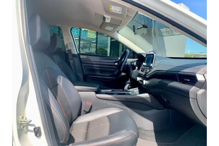 $10998 : Nissan Altima 2019 2.5 SR 4d image 7