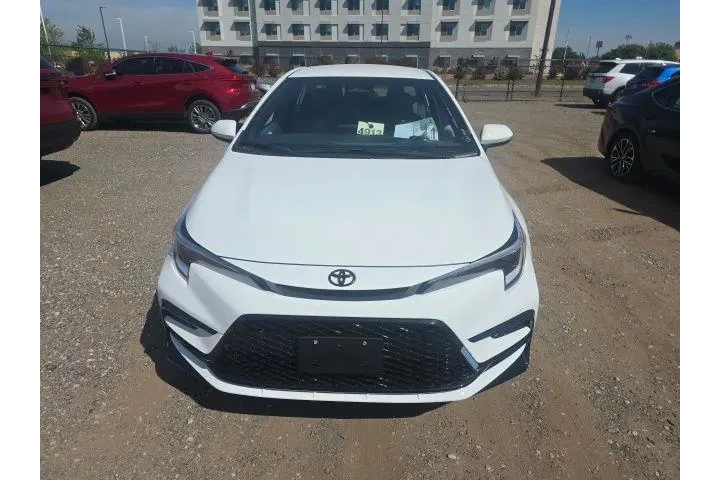$29900 : Toyota Corolla 2026 SE 4dr S image 2
