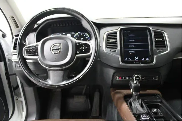 $22985 : Volvo XC90 2020 AWD T6 Momen image 2