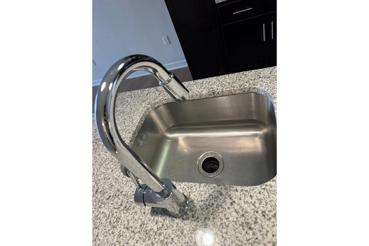 Angeles Cleaning House image 4