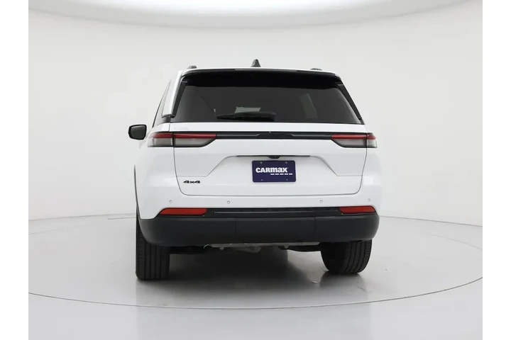 $31998 : Jeep Grand Cherokee 2023 4x4 image 1