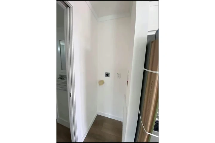 Mobile Home For Sale image 9