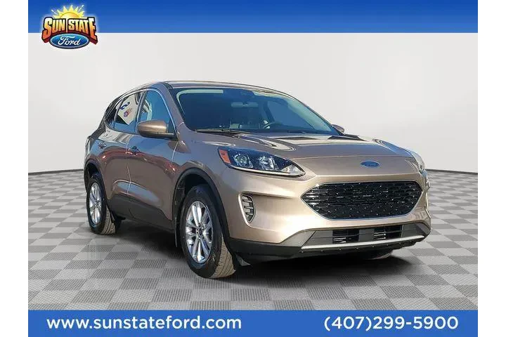 $17695 : Ford Escape 2020 AWD SE 4dr image 1