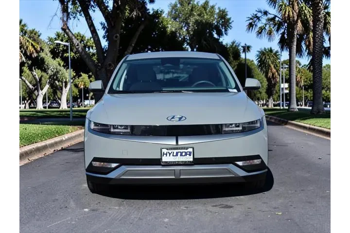 $25995 : Hyundai IONIQ 5 2024 SEL 4dr image 2