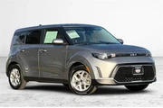 $16490 : Kia Soul 2024 LX 4dr Crossov thumbnail
