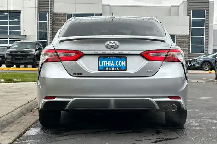 $15995 : Toyota Camry 2020 SE 4dr Sed image 7