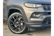 $23700 : Jeep Compass 2022 4x4 Latitu thumbnail