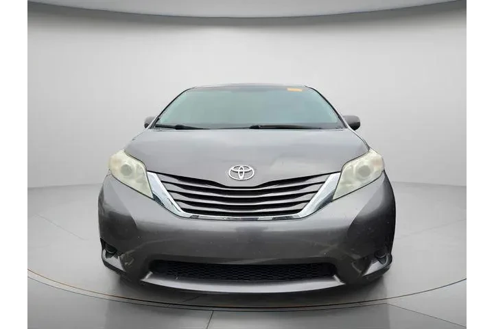$17991 : Toyota Sienna 2016 LE 7-Pass image 3