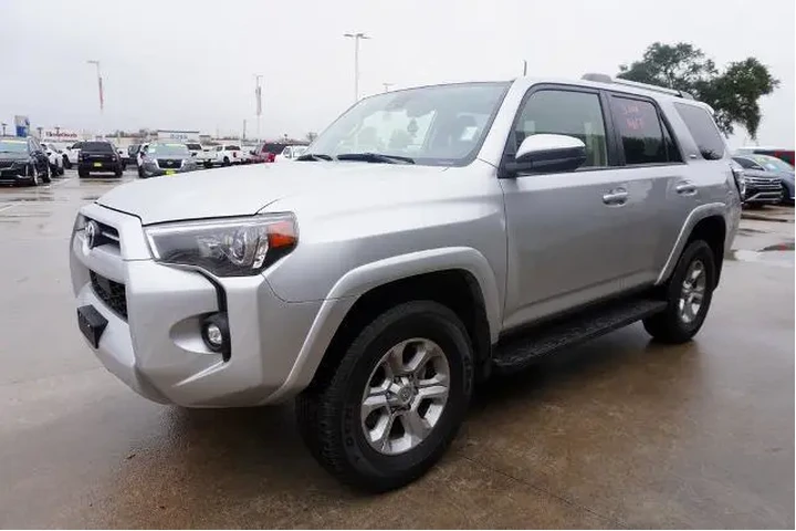 $36988 : Toyota 4Runner 2024 4x4 SR5 image 3