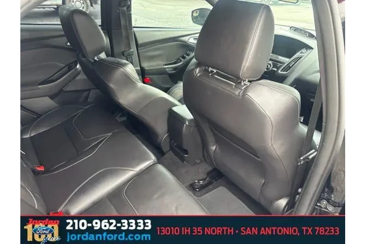 $13959 : Ford Focus 2017 ST 4dr Hatch image 8