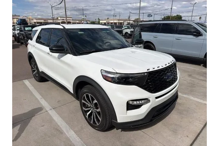 $38084 : Ford Explorer 2021 AWD ST 4d image 8