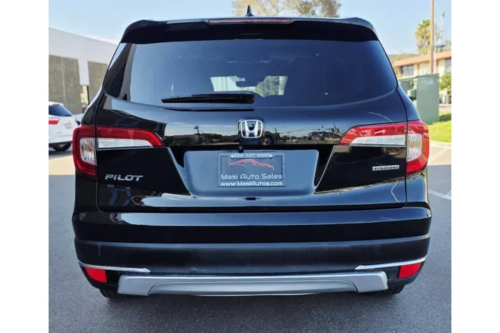 $21450 : 2019 Pilot Touring image 5