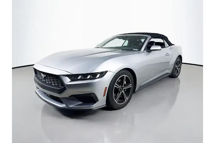 $32000 : Ford Mustang 2024 EcoBoost P image 3