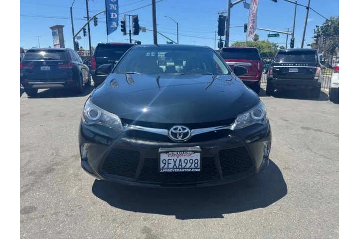 $16998 : 2017 Camry SE image 4