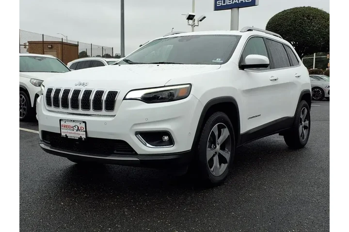 $11900 : Jeep Cherokee 2019 4x4 Limit image 3