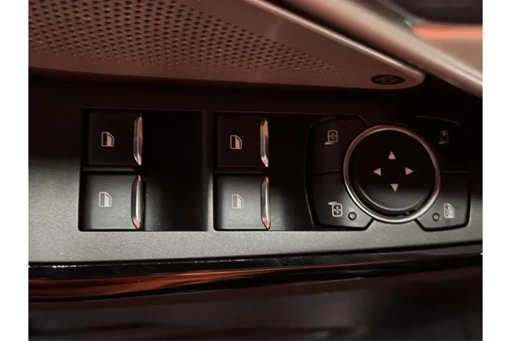 $37995 : Ford Explorer 2022 AWD ST 4d image 8