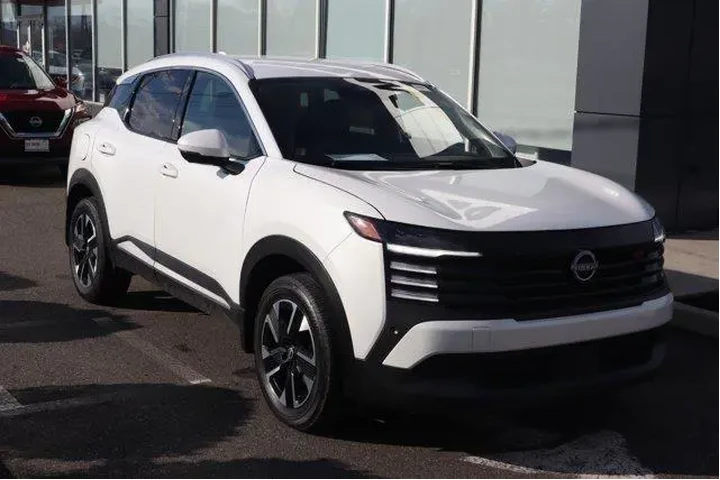 $21108 : Nissan Kicks 2025 AWD SR 4dr image 3