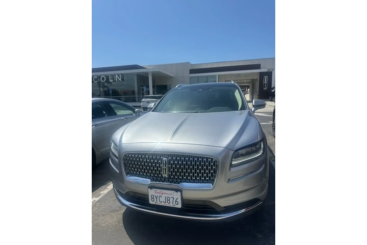 $29900 : Lincoln Nautilus 2021 Reserv image 1