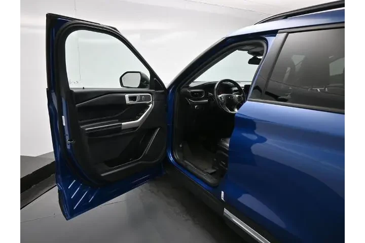 $22300 : Ford Explorer 2021 XLT 4dr S image 9
