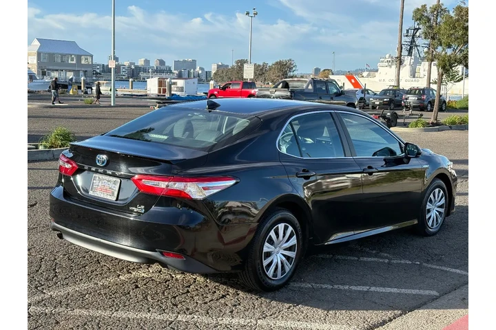 $24988 : 2020 Camry Hybrid LE image 6