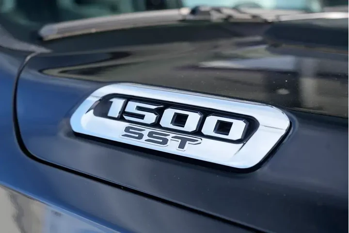 $38900 : Ram 1500 2025 4x4 Big Horn 4 image 10