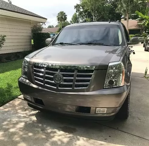 $8000 : 2011 Cadillac Escalade AWD SUV image 2