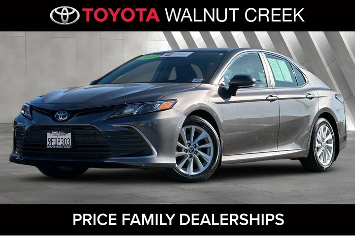 $23500 : Toyota Camry 2023 LE 4dr Sed image 1